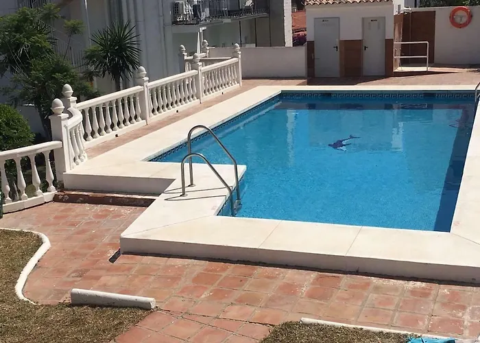 Con Aire Acondicionado En Urbanizacion Con Piscina Apartment