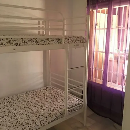 Apartamento Con Aire Acondicionado En Urbanizacion Con Piscina Torremolinos