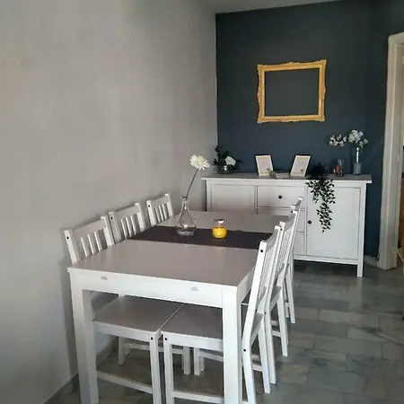 Con Aire Acondicionado En Urbanizacion Con Piscina