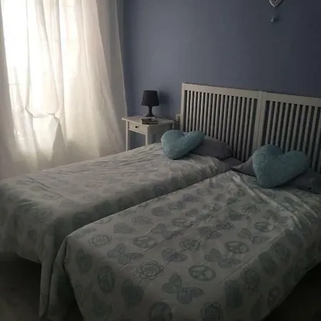 Con Aire Acondicionado En Urbanizacion Con Piscina Lägenhet